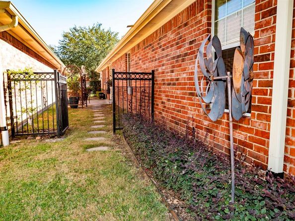 9028  Racquet Club Drive , Fort Worth Texas 76120