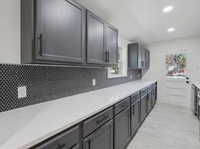 1626  Crest Ridge Drive , Dallas Texas 75228