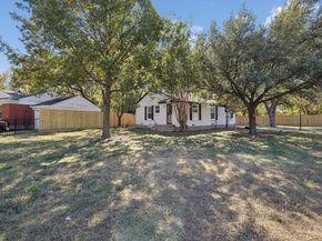 1626  Crest Ridge Drive , Dallas Texas 75228