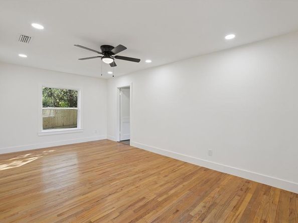 1626  Crest Ridge Drive , Dallas Texas 75228