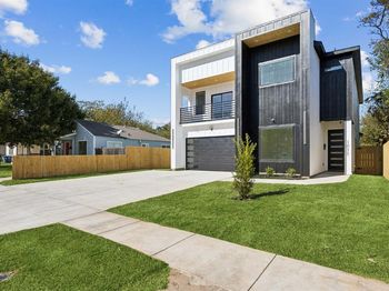 1035  Strickland Street 