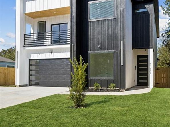 1035  Strickland Street , Dallas Texas 75211