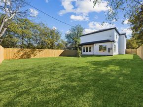 1035  Strickland Street , Dallas Texas 75211