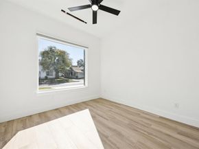 1035  Strickland Street , Dallas Texas 75211