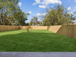 1035  Strickland Street , Dallas Texas 75211