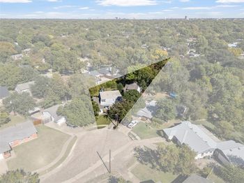 1112  Ridgeway Circle 