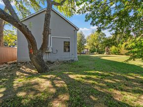 1112  Ridgeway Circle , Richardson Texas 75080