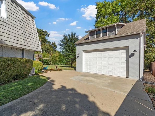 1112  Ridgeway Circle , Richardson Texas 75080