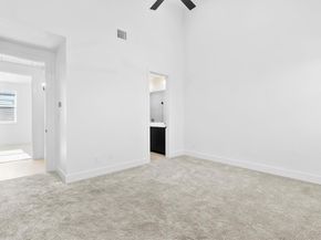 1147 N Madison Avenue  104, Dallas Texas 75208