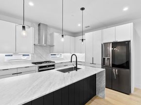 1147 N Madison Avenue  104, Dallas Texas 75208