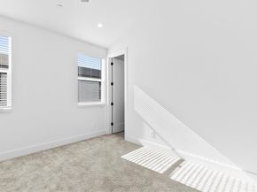 1147 N Madison Avenue  104, Dallas Texas 75208