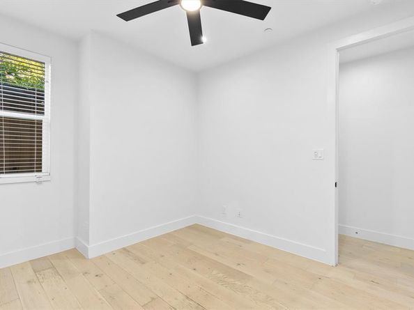 1147 N Madison Avenue  104, Dallas Texas 75208