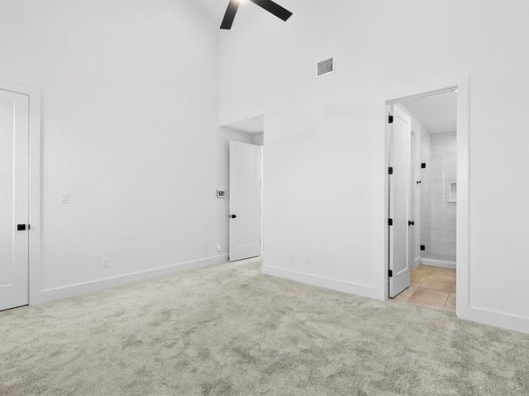 1147 N Madison Avenue  104, Dallas Texas 75208