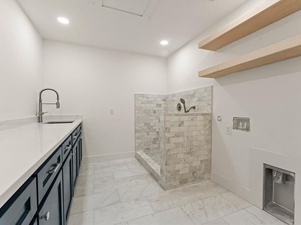 7210  Baxtershire Drive , Dallas Texas 75230