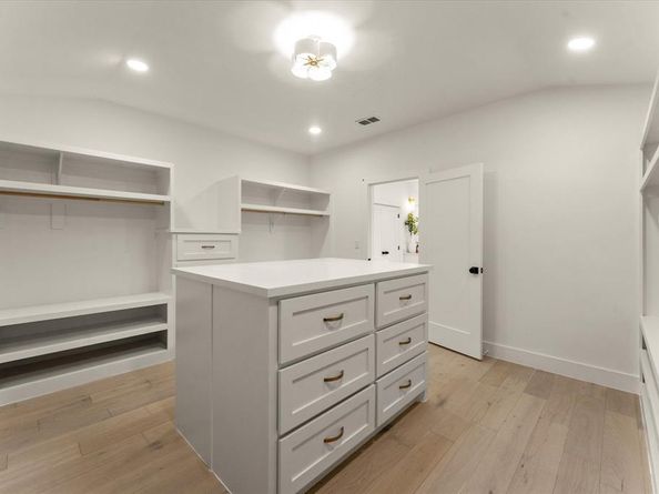 7210  Baxtershire Drive , Dallas Texas 75230