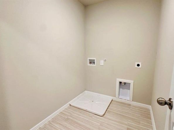 9352  PEAR BUTTE Drive , Fort Worth Texas 76140