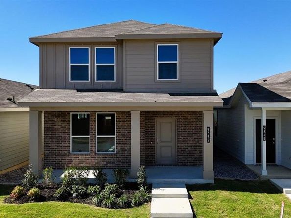 9352  PEAR BUTTE Drive , Fort Worth Texas 76140