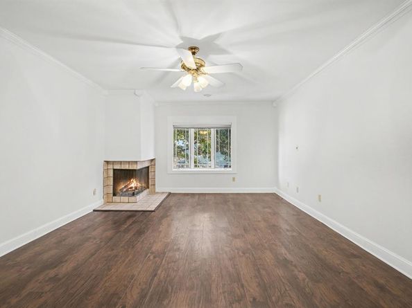 2920  Shady Lake Circle , Carrollton Texas 75006