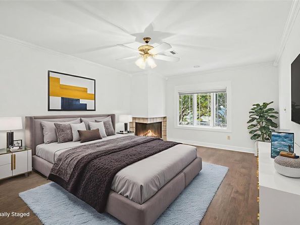 2920  Shady Lake Circle , Carrollton Texas 75006