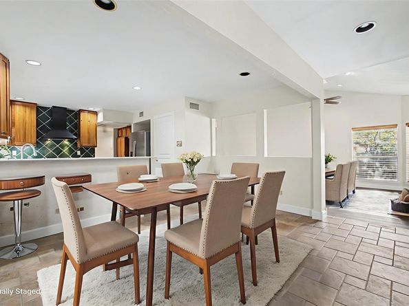 2920  Shady Lake Circle , Carrollton Texas 75006