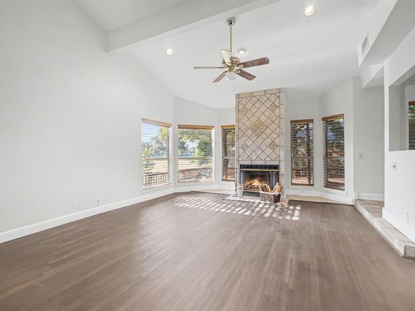 2920  Shady Lake Circle , Carrollton Texas 75006