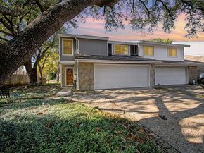 2920  Shady Lake Circle , Carrollton Texas 75006