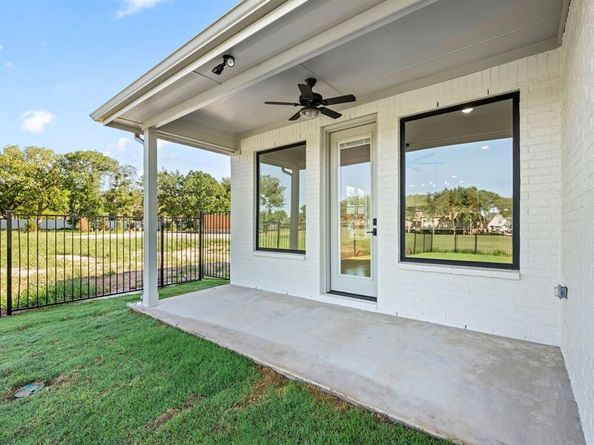 12301  Ross Calhoun Drive , Fort Worth Texas 76179