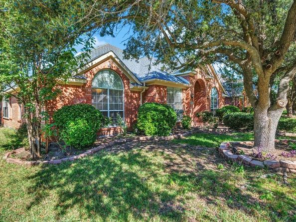 1303  Hillcrest Drive , Allen Texas 75002