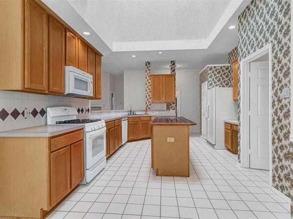 1303  Hillcrest Drive , Allen Texas 75002