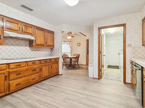 2704  Glenhaven Drive , Plano Texas 75023