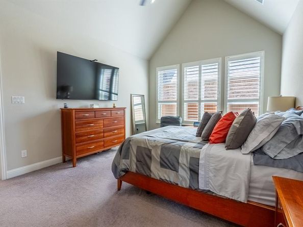 1806  Birds Fort Trail , Arlington Texas 76005