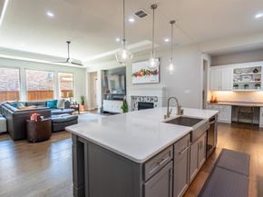 1806  Birds Fort Trail , Arlington Texas 76005