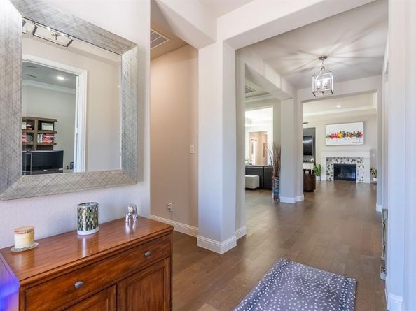 1806  Birds Fort Trail , Arlington Texas 76005