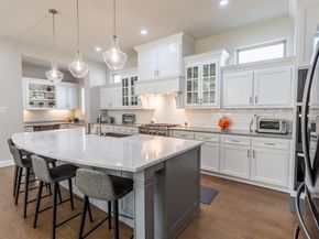 1806  Birds Fort Trail , Arlington Texas 76005