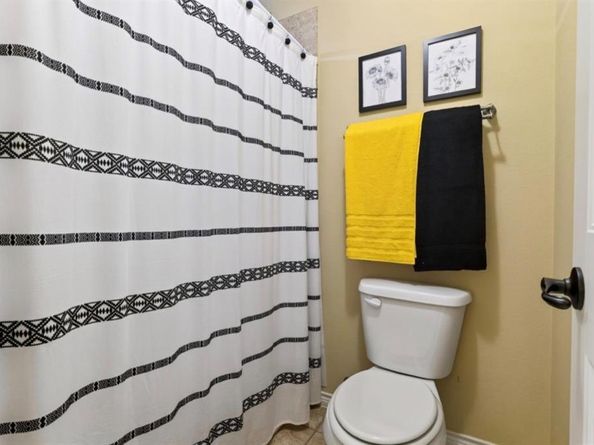 908  Hollowbrook Circle , McKinney Texas 75072