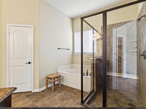 908  Hollowbrook Circle , McKinney Texas 75072