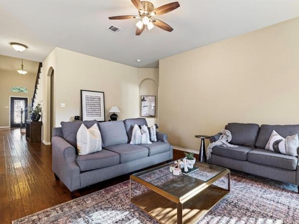 908  Hollowbrook Circle , McKinney Texas 75072