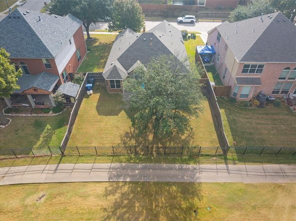 2104  Trinity Lane , McKinney Texas 75072