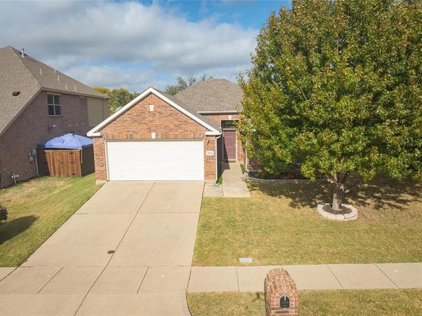 2104  Trinity Lane , McKinney Texas 75072