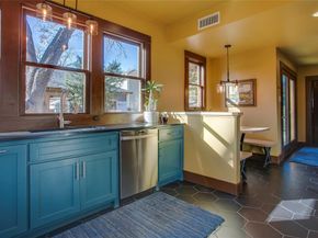 115 S Rosemont Avenue , Dallas Texas 75208