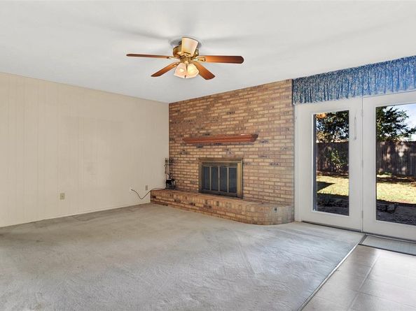 4108  Alicante Avenue , Fort Worth Texas 76133