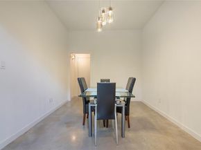 2210  Lola Court , Dallas Texas 75206