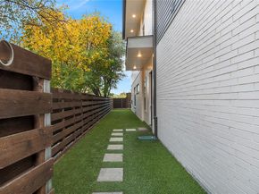 2210  Lola Court , Dallas Texas 75206