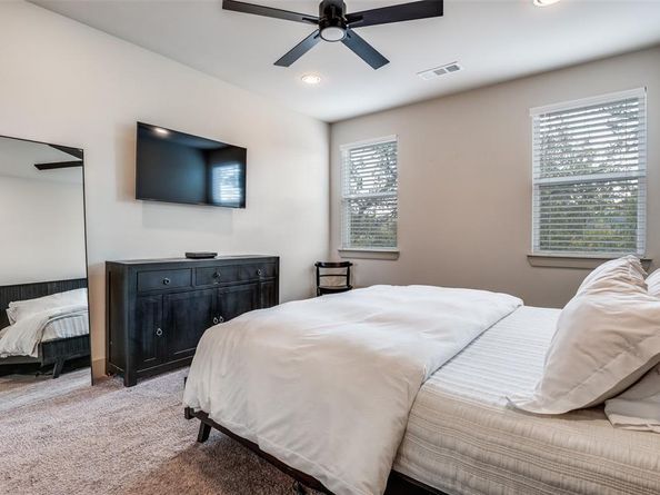 1434  Elevado Drive , Dallas Texas 75212