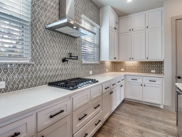 1434  Elevado Drive , Dallas Texas 75212