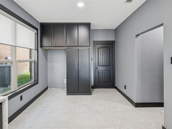 5717  Spirit Lake  , Fort Worth Texas 76179