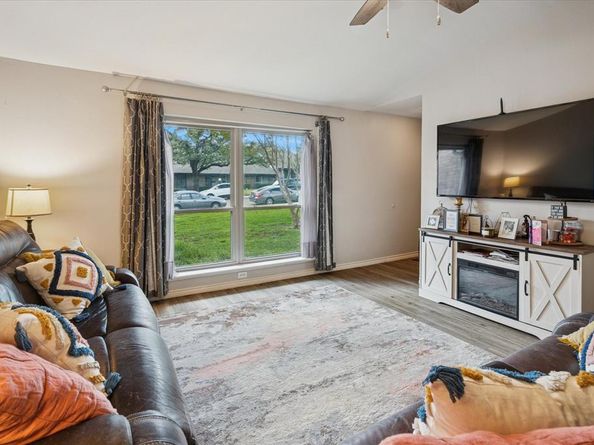 13641  Flagstone Lane , Dallas Texas 75240