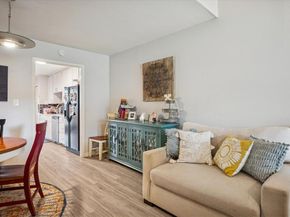 13641  Flagstone Lane , Dallas Texas 75240