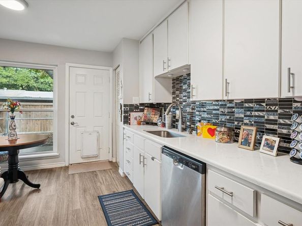 13641  Flagstone Lane , Dallas Texas 75240