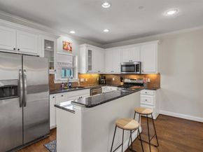 3421  Normandy Avenue  6, University Park Texas 75205